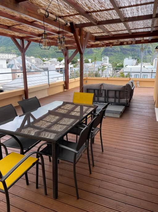 Rare ! Spacieux T3 En Roof-Top Au Barachois - 2 Ch Climatisees - 6 Couchages - Proche Aeroport Saint-Denis Exterior photo