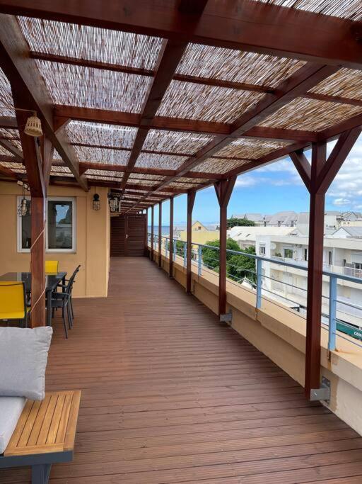 Rare ! Spacieux T3 En Roof-Top Au Barachois - 2 Ch Climatisees - 6 Couchages - Proche Aeroport Saint-Denis Exterior photo