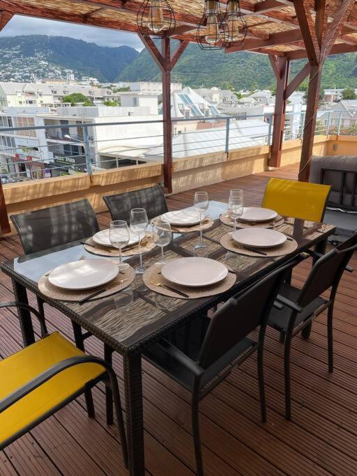 Rare ! Spacieux T3 En Roof-Top Au Barachois - 2 Ch Climatisees - 6 Couchages - Proche Aeroport Saint-Denis Exterior photo